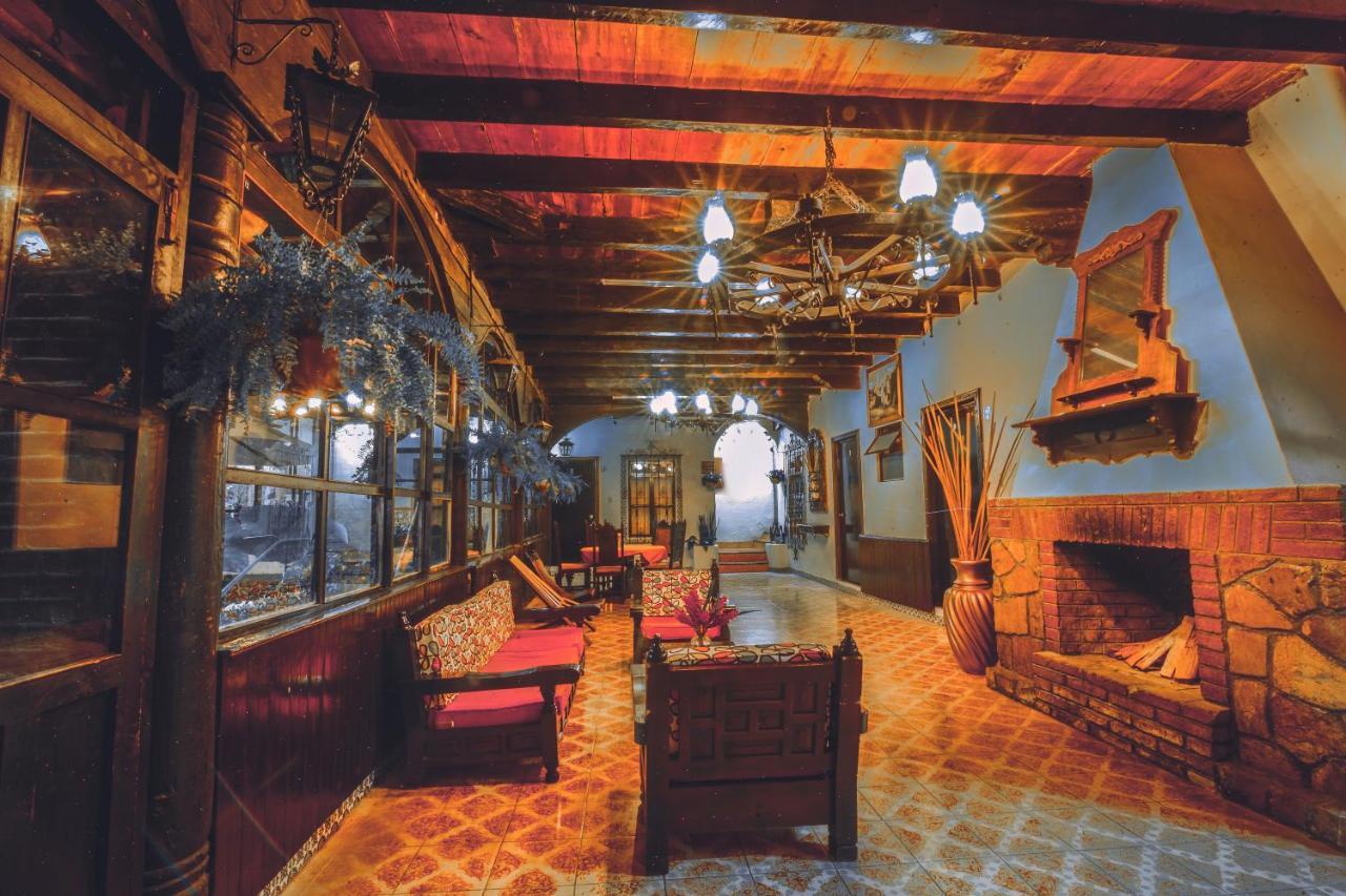 Hotel Palacio De Moctezuma San Cristóbal de Las Casas Exteriör bild